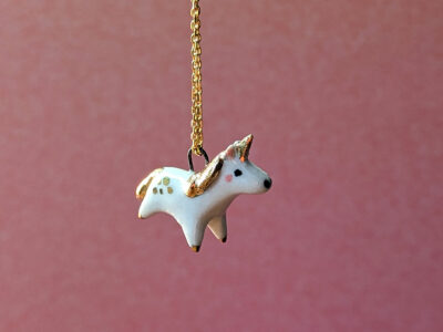 Pendentif licorne blanche et or – Image 3