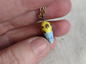 Budgie pendant gold