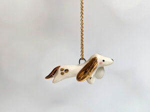 adorable pendant porcelain daschund gold