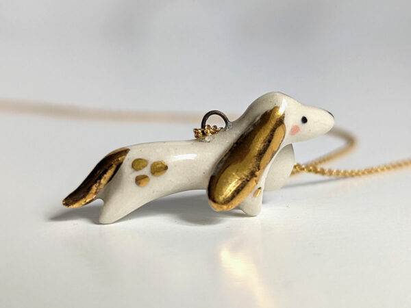 adorable pendant porcelain daschund gold