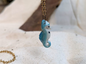 sea horse pendant