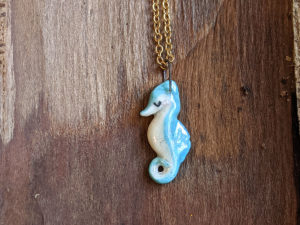 sea horse pendant