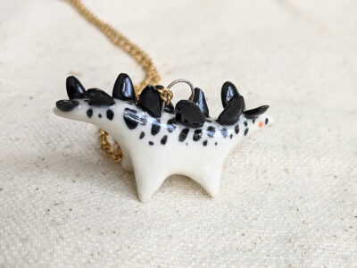 stegosaure-pendant-0