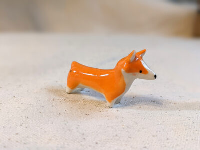 Corgi en Porcelaine