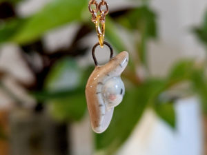 oyster pendant