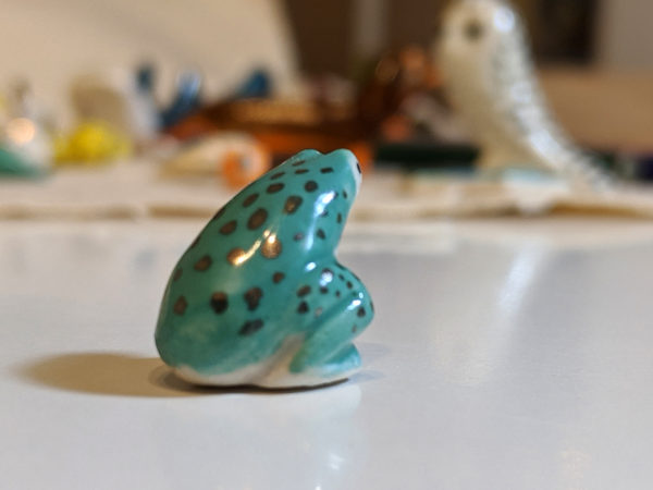 grenouille porcelaine