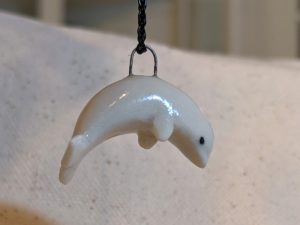 pendentif beluga