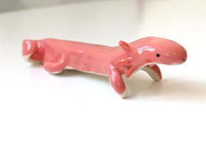 figurine axolotl porcelaine