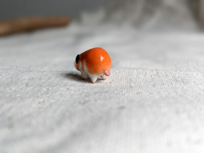 Golden Hamster Figurine - Image 3