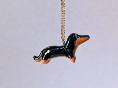 Pendentif Teckel Noir et Feu – Image 3