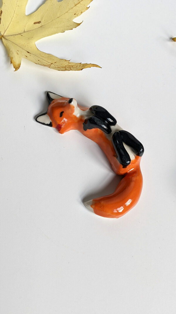 porcelain figurine red fox brush holder