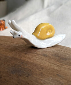 escargot porcelaine snail