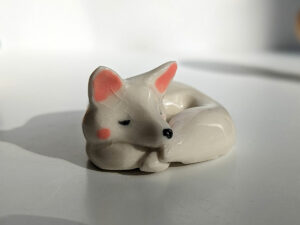 ceramic figurine arctic fox