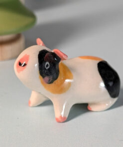 guinea pig figurine