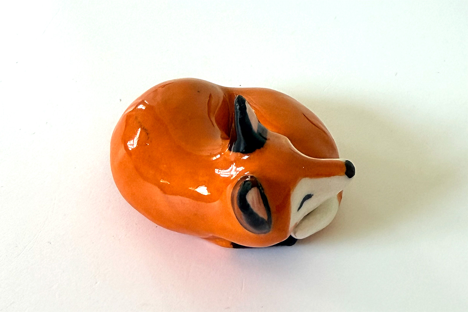 Figurine Porcelaine - Renard Roux Endormi – Image 3