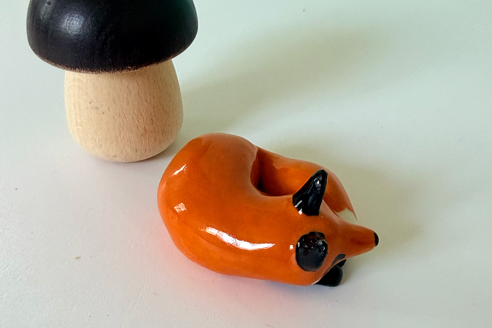 Alternative view of Porcelain Figurine - Sleepy Red Fox