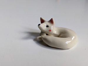 ceramic figurine arctic fox