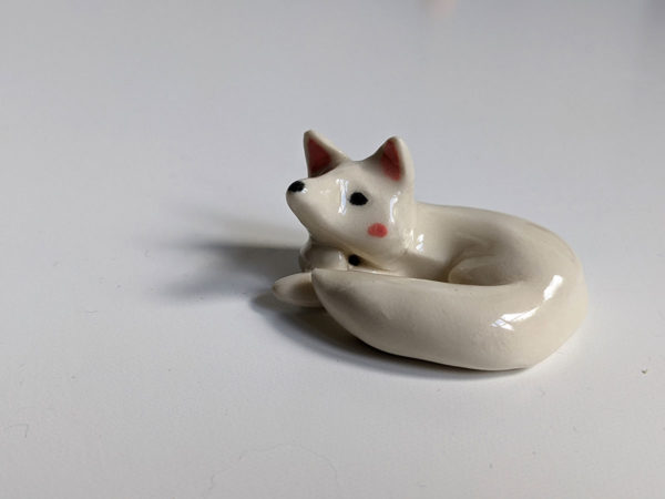 ceramic figurine arctic fox