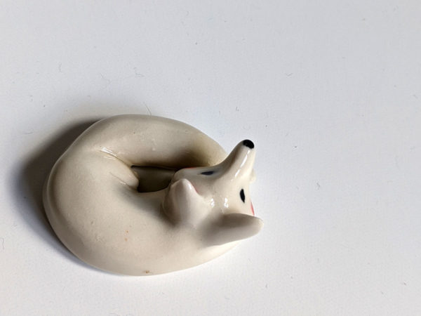 ceramic figurine arctic fox
