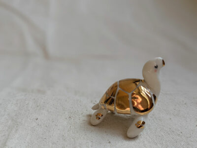 Golden Sea Turtle - Image 15