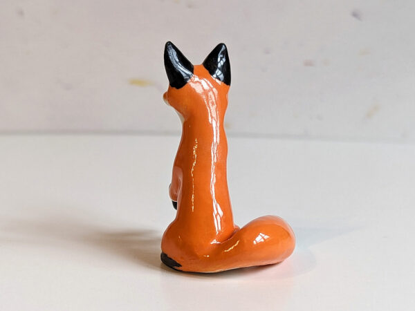 porcelain red fox figurine