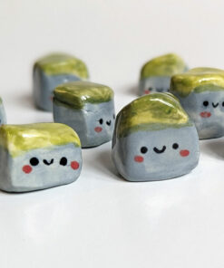 PET ROCK FIGURINE
