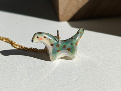 Pendentif Diplodocus Nacré