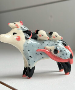 figurine opossum mama and babies