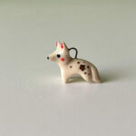 arctic fox pendant in porcelain and gold