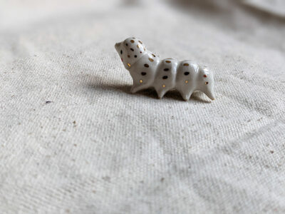 Tardigrade Porcelaine et or – Image 3