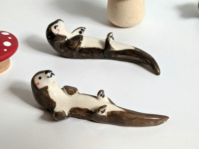 Figurine - Otter Couple - Image 6