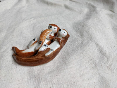Otter Family - Image 5