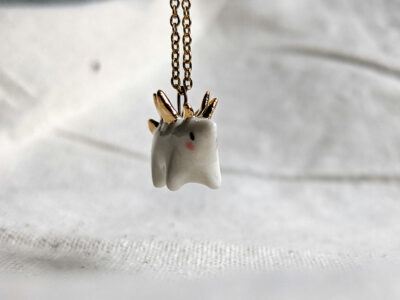 Pendentif Stégosaure doré - petit – Image 6