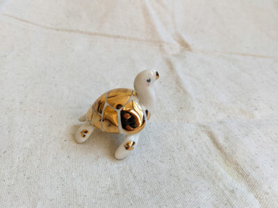 Golden Sea Turtle - Image 4