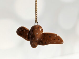 porcelain pendant barn owl wings out gold