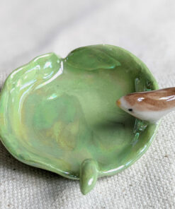 Pearlescent leave and little bird dish