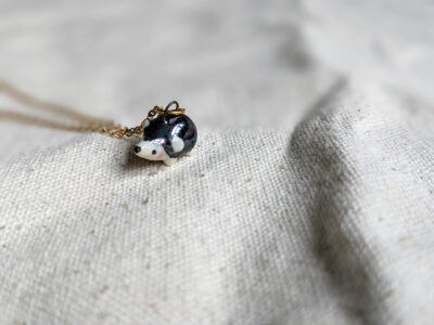 Hedgehog pendant - Pearl - Image 2