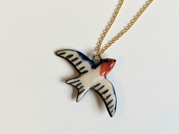 porcelain pendant swallow