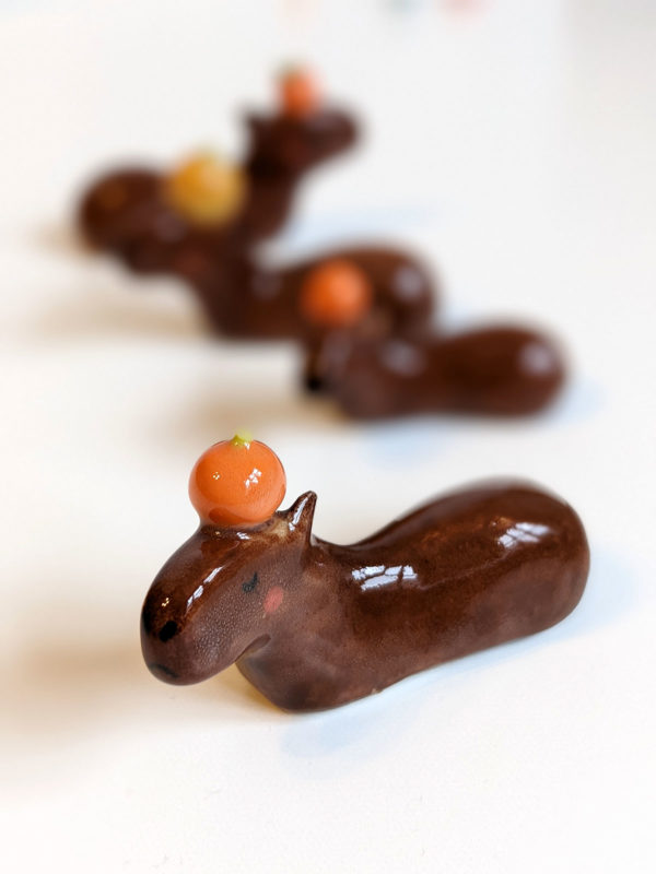 ceramic figurine capybara orange holder