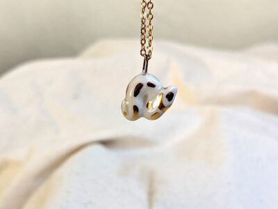 Pendentif Python porcelaine et or – Image 5