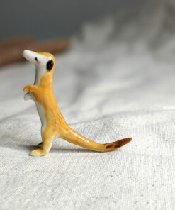 suricate figurine