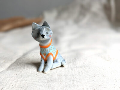 Figurine de Chien en Chandail