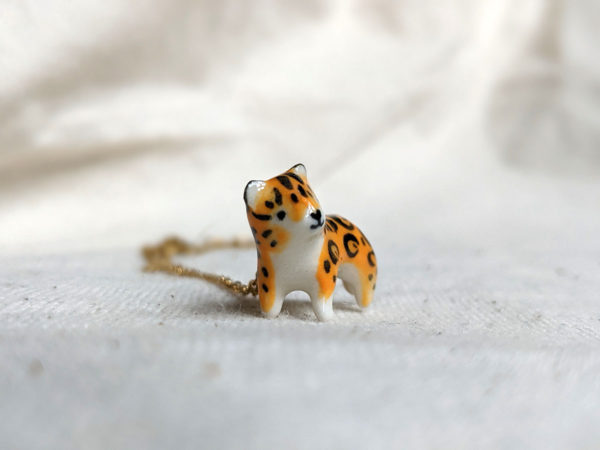 leopard pendant porcelain