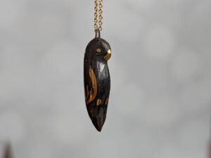 night parrot pendant