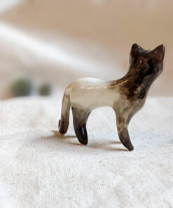 cat figurine seal point