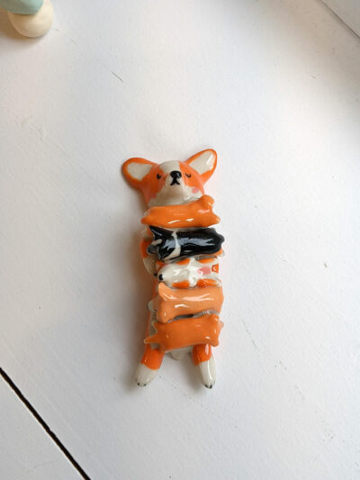 Maman Corgi en Porcelaine – Image 7