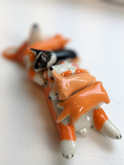 Maman Corgi en Porcelaine – Image 6