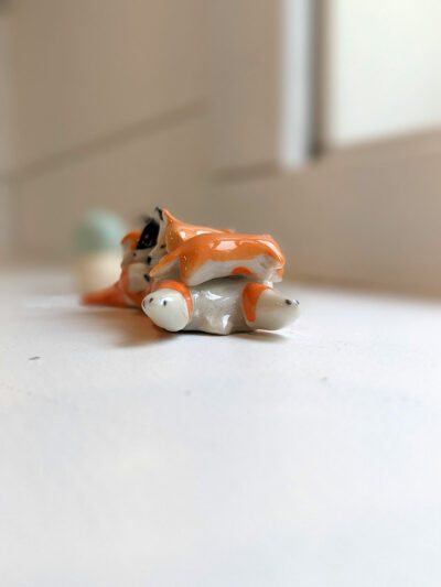 Maman Corgi en Porcelaine – Image 2