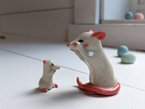 figurine rat blanc