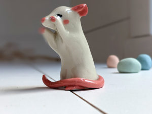 figurine rat blanc
